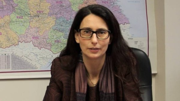 Ангелина Бонева е служебният министър на МРРБ. Преди това тя е работила като експерт в същото ведомство. 